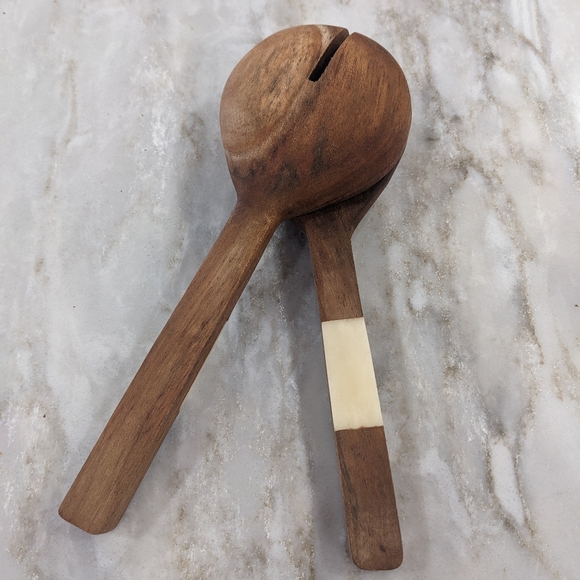 Salad Tongs - Picture 2 of 4